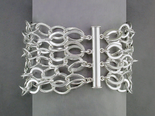 8-STRAND SILVER CHAIN BRACELET