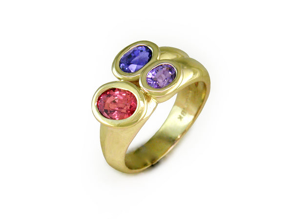 SAPPHIRE 3-STONE RING