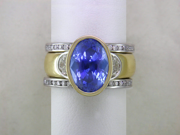 OVAL BLUE SAPPHIRE & HALF-MOON DIAMOND RING