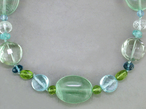 MULTICOLOR, MULTI-SHAPE CHUNKY GEMSTONE NECKLACE WITH OVAL FLUORITE CENTER