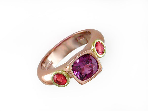 PLUM & ORANGE SAPPHIRE RING