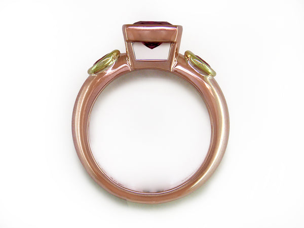 PLUM & ORANGE SAPPHIRE RING