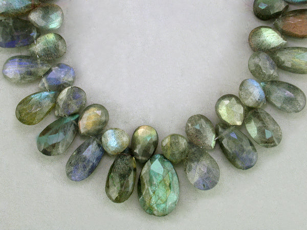 LABRADORITE BRIOLETTE NECKLACE