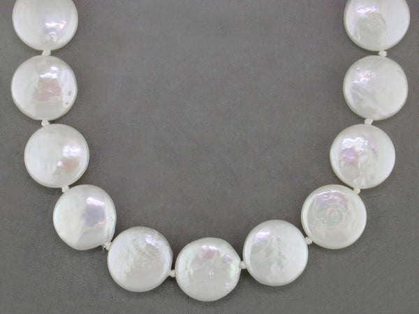 WHITE COIN PEARL NECKLACE