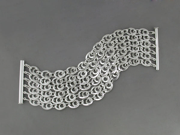 6-STRAND SILVER OVAL LOOP CHAIN BRACELET