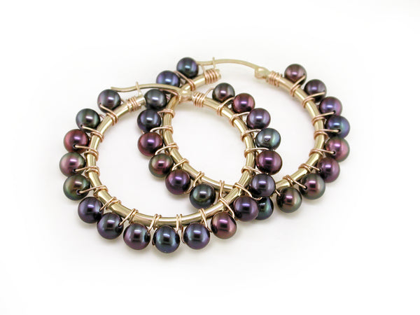 HAND-WRAPPED HOOP EARRINGS WITH BLACK IRIDESCENT FRESHWATER PEARLS